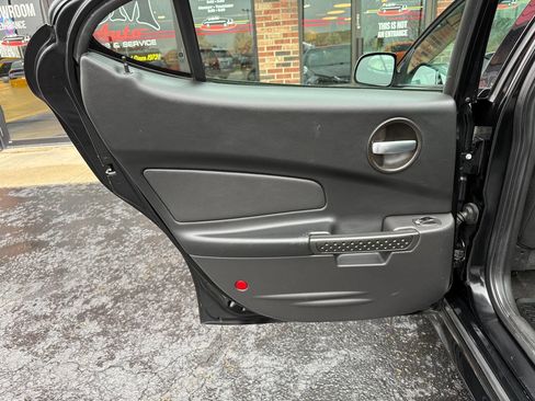 Used 2006 Pontiac Grand Prix w/ Sun And Sound Package image 20