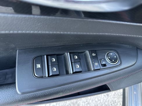 Certified 2022 Kia Forte GT FWD image 15