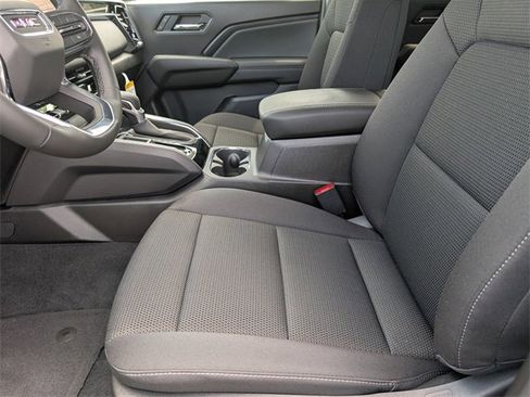 New 2025 GMC Canyon Elevation w/ Convenience Package image 11