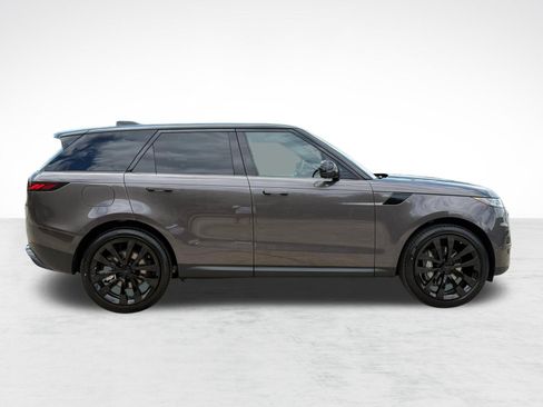 New 2026 Land Rover Range Rover Sport SE AWD/4WD image 8