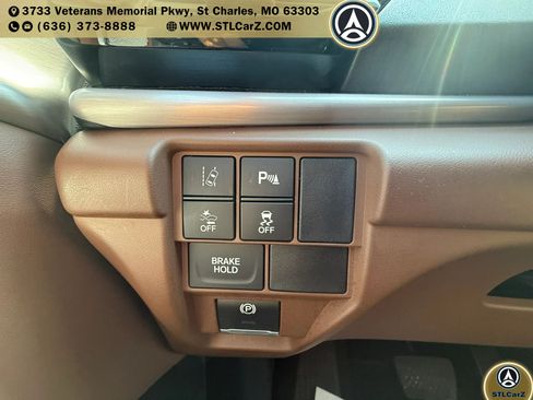Used 2019 Acura RDX AWD w/ Technology Package image 11