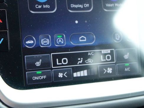 Used 2025 Subaru Outback Onyx Edition AWD/4WD image 30