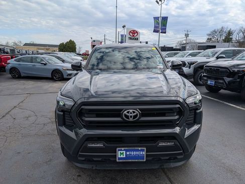 Used 2024 Toyota Tacoma SR5 image 11