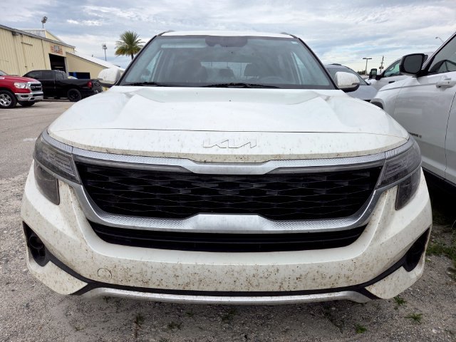Used 2023 Kia Seltos S FWD image 2