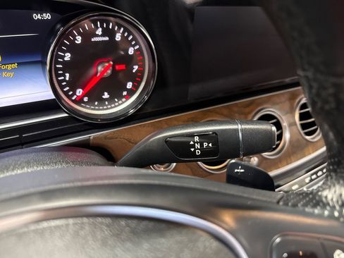 Used 2017 Mercedes-Benz E 400 4MATIC Wagon image 92