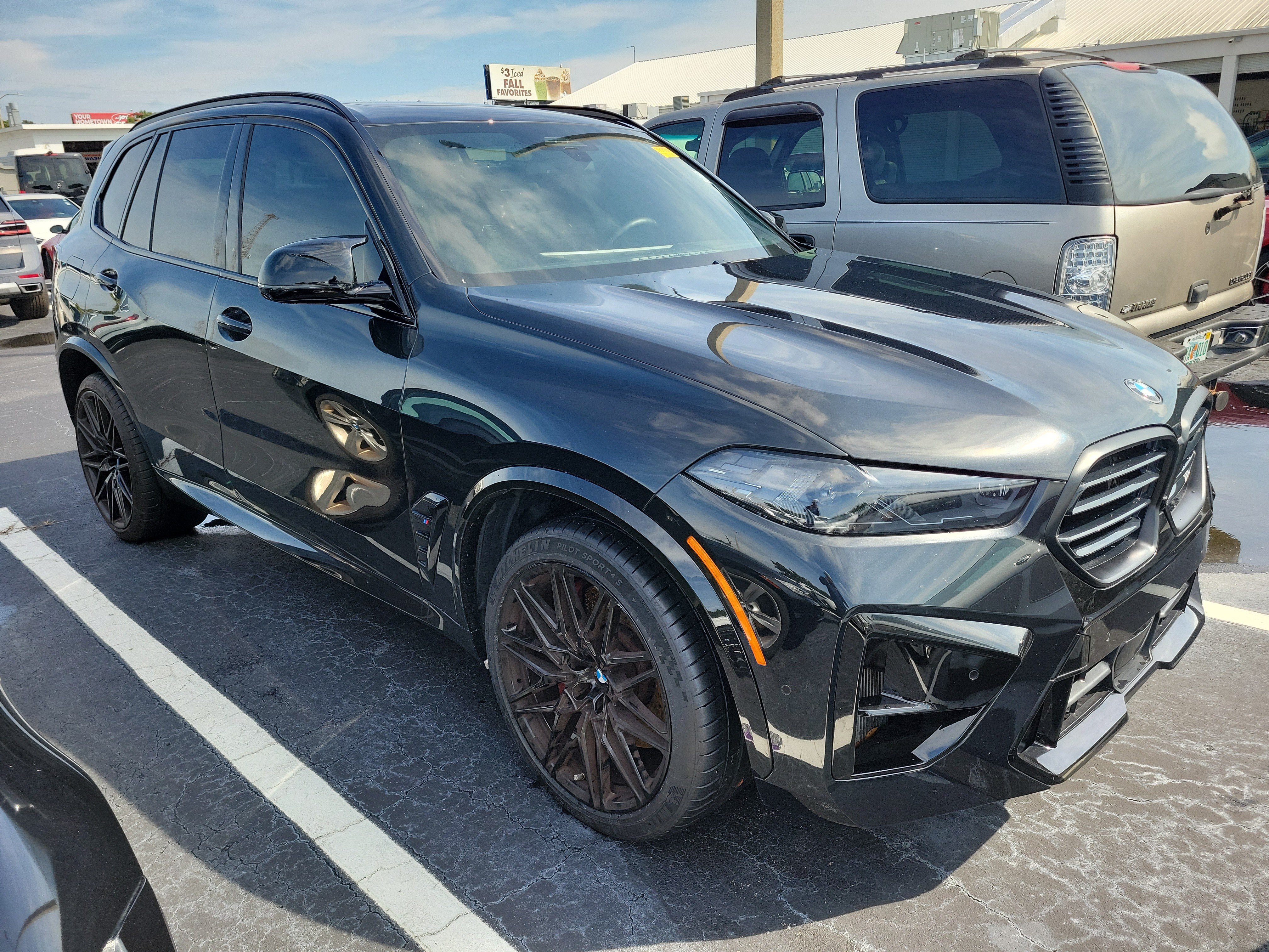 Used 2025 BMW X5 M Competition w/ Executive Package AWD/4WD image 2