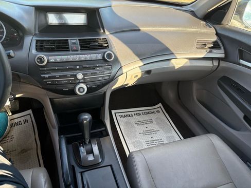 Used 2010 Honda Accord LX image 39