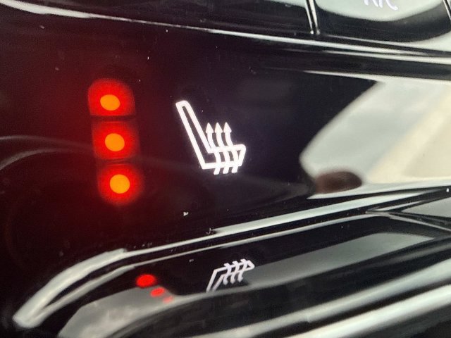 Used 2026 Buick Envista Avenir FWD image 42