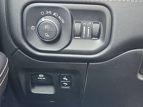 Used 2022 RAM 1500 Limited AWD/4WD image 29