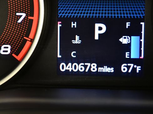 Used 2022 Mitsubishi Eclipse Cross LE image 17