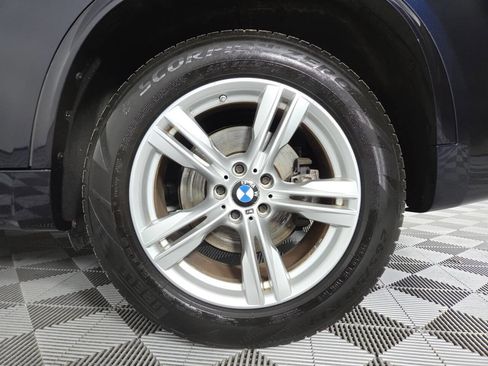 Used 2017 BMW X5 xDrive50i AWD/4WD image 11