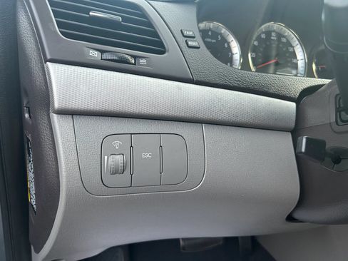 Used 2009 Hyundai Sonata GLS FWD image 16