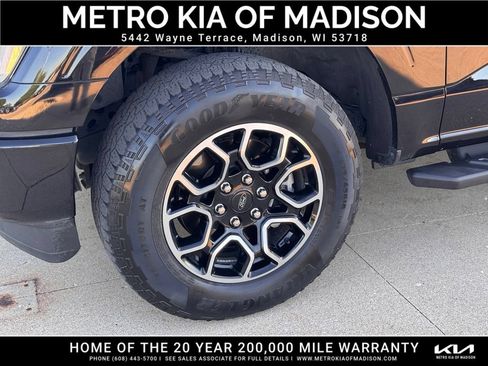 Used 2022 Ford F150 XLT w/ Equipment Group 302A High AWD/4WD image 10
