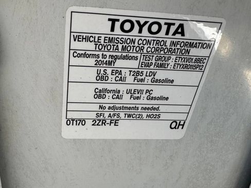 Used 2014 Toyota Corolla L FWD image 19