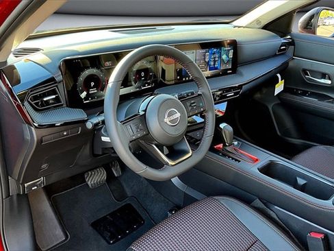 New 2026 Nissan Kicks SR w/ Cold Weather Package image 7