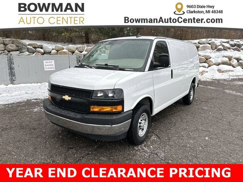 Used 2021 Chevrolet Express 2500 w/ Driver Convenience Package image 1