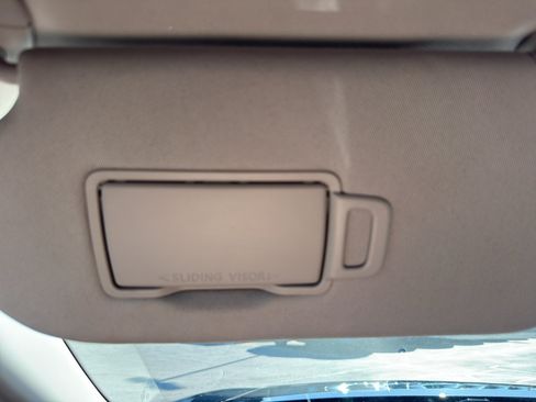 Certified 2025 Nissan Pathfinder SL image 24