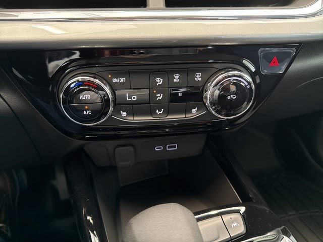 New 2026 Chevrolet Trax LT w/ Driver Confidence Package FWD image 38