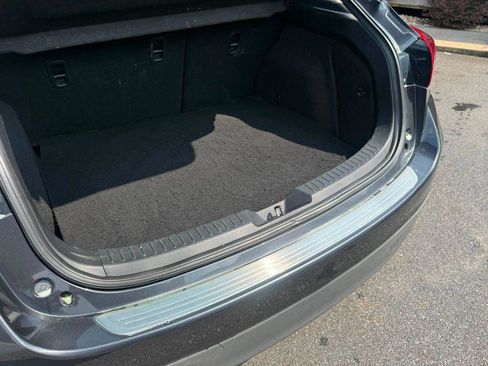 Used 2015 MAZDA MAZDA3 i Grand Touring FWD image 9