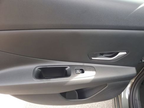 New 2026 Hyundai Elantra SE FWD image 14