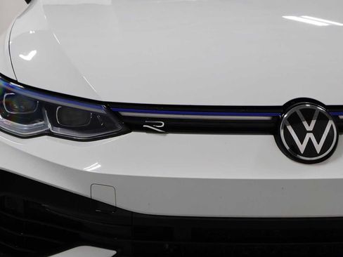 Used 2023 Volkswagen Golf R image 15