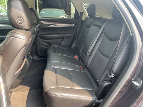 Used 2018 Cadillac XT5 Luxury FWD image 14