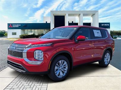 New 2025 Mitsubishi Outlander ES