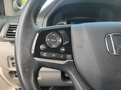 Used 2019 Honda Pilot Elite image 30