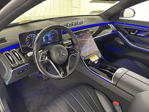 New 2026 Mercedes-Benz S 500 4MATIC image 3