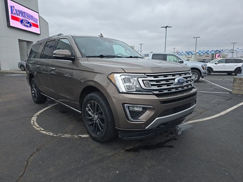 Used 2019 Ford Expedition Max Limited image 3