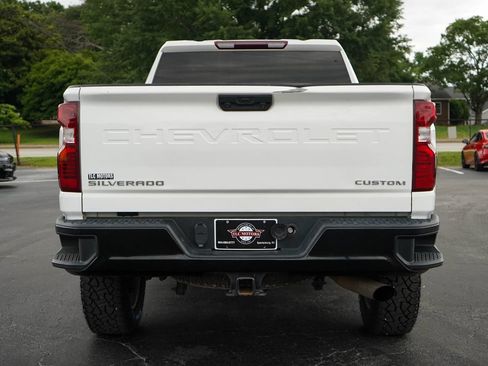 Used 2022 Chevrolet Silverado 2500 Custom w/ Custom Value Package AWD/4WD image 18