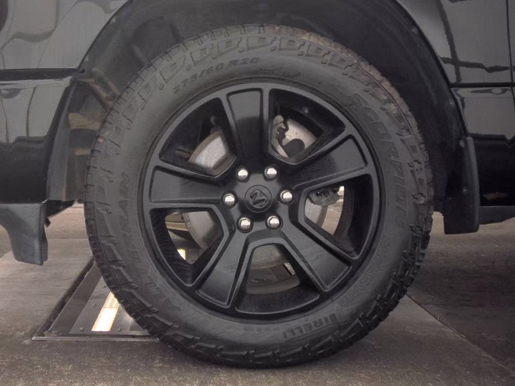 Used 2021 RAM 1500 Big Horn AWD/4WD image 2