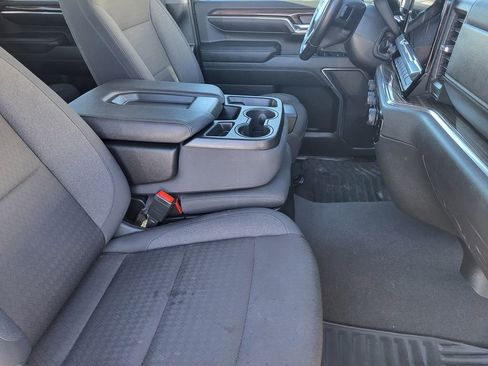 Used 2024 Chevrolet Silverado 2500 LT image 11