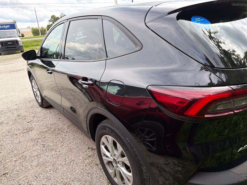 Used 2025 Ford Escape Active FWD image 5