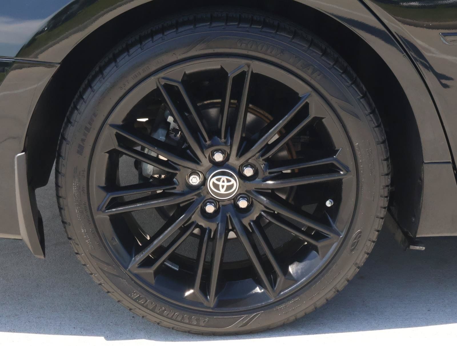 Used 2021 Toyota Avalon XSE FWD image 8