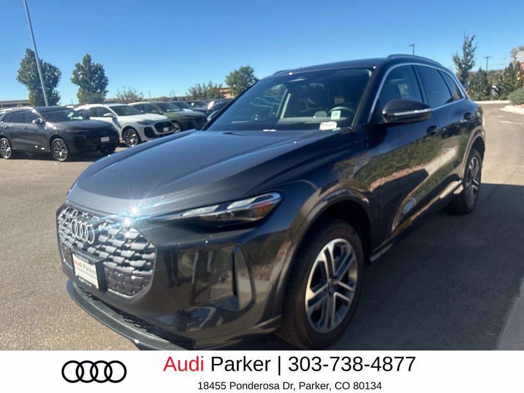 Used 2025 Audi Q5 Premium w/ Convenience Package AWD/4WD image 1