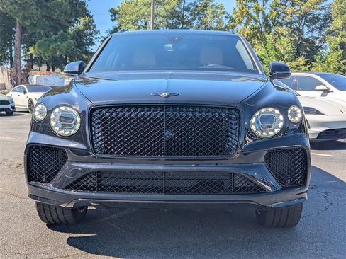 Used 2021 Bentley Bentayga V8 image 29