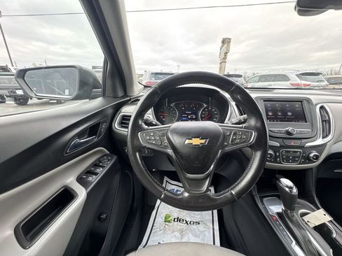 Used 2021 Chevrolet Equinox LT image 14