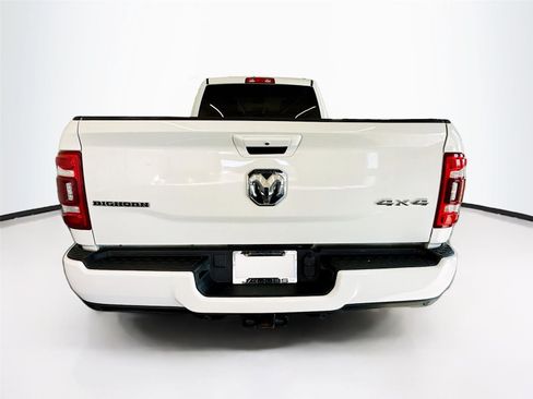 Used 2024 RAM 3500 Big Horn w/ Sport Appearance Package image 25