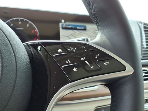 New 2026 Mercedes-Benz GLS 450 4MATIC image 20