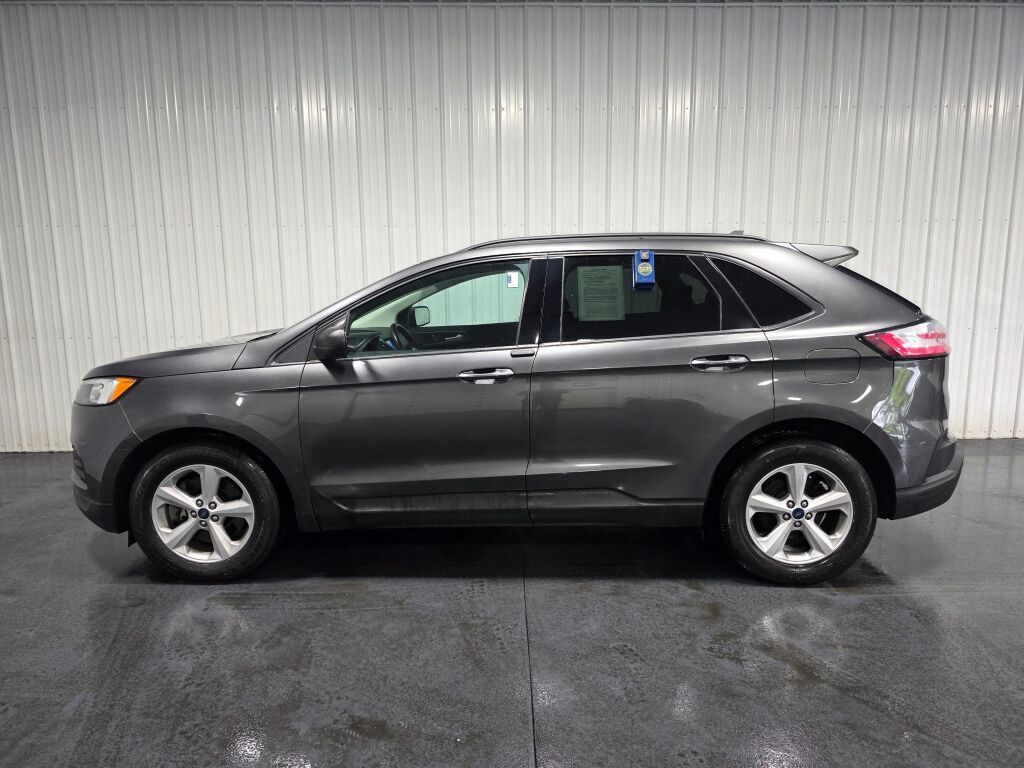 Used 2020 Ford Edge SE AWD/4WD image 4