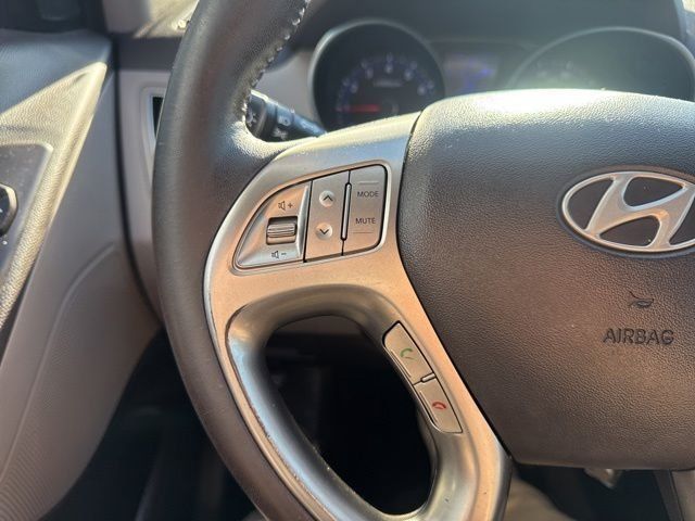 Used 2011 Hyundai Tucson GLS FWD image 20
