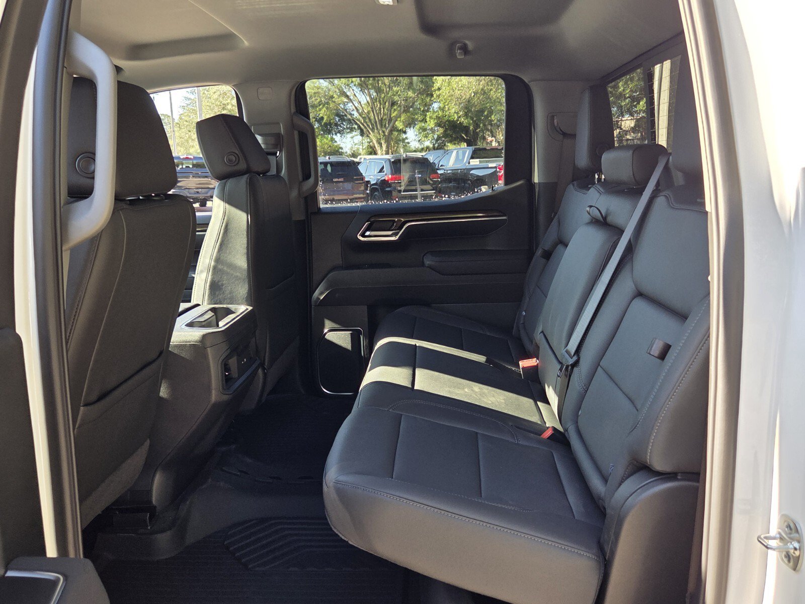 New 2026 Chevrolet Silverado 1500 LT Trail Boss w/ LT Trail Boss Premium Package AWD/4WD image 16