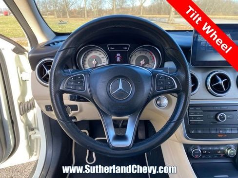 Used 2017 Mercedes-Benz GLA 250 GLA 250 image 22