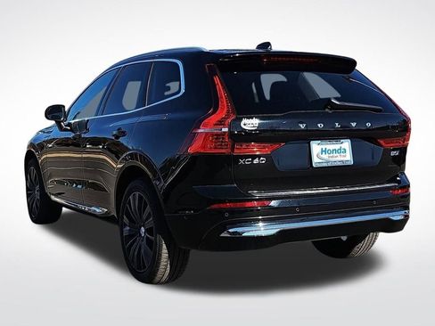 Used 2022 Volvo XC60 B5 Inscription w/ Advanced Package image 9