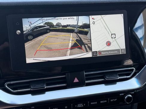 Used 2022 Kia Niro EX FWD image 20
