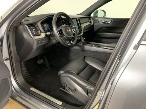 Used 2019 Volvo XC60 T5 Inscription w/ Protection Package Premier image 21