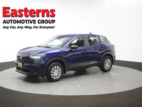 Used 2025 Nissan Kicks S AWD/4WD image 55