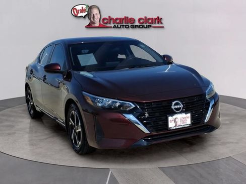 Used 2025 Nissan Sentra SV w/ All-Weather Package FWD image 7
