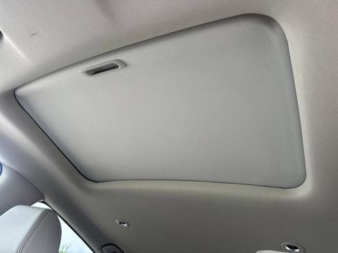 Used 2026 Honda HR-V EX-L image 16